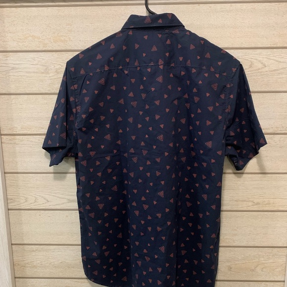 MBX Premium Goods Men Button Down Shirt Large *NWT* - Picture 3 of 3